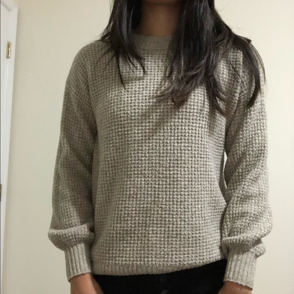 Sweater - Picture 4 of 4